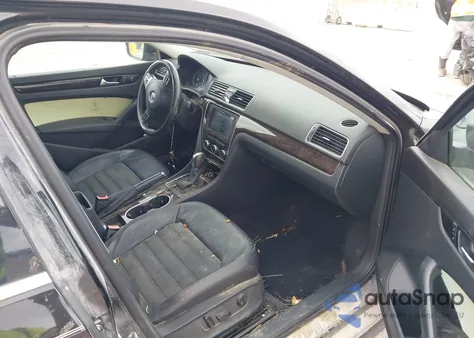 2014 Volkswagen Passat 2.0L Tdi Sel Premium from USA, damaged, VIN 1VWCN7A32EC091386